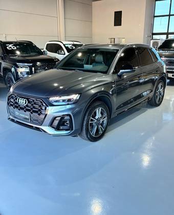 AUDI Q5 2.0 55 TFSIE PHEV PERFORMANCE BLACK QUATTRO S TRONIC AUDI Q5 2.0 55 TFSIE PHEV PERFORMANCE BLACK QUATTRO S TRONIC